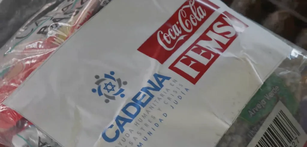 Coca-Cola FEMSA junto a Fundación Cadena genero donaciones para reconstruir y contribuir con la activación económica de tenderos y tenderas de la zona afectados por la ola invernal.