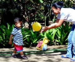 cuidadora ninos managua UNICEF - Nicaragua